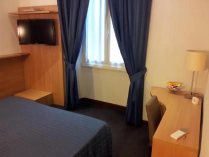 Residenza Cola Di Rienzo - Suite In Rome - image 17