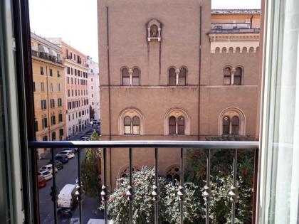 Residenza Cola Di Rienzo - Suite In Rome - image 4