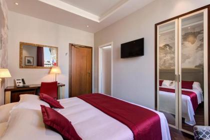 Hotel Nazionale Rome - image 8