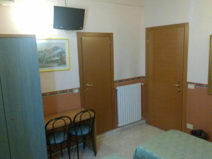 Hotel Lazzari - image 15