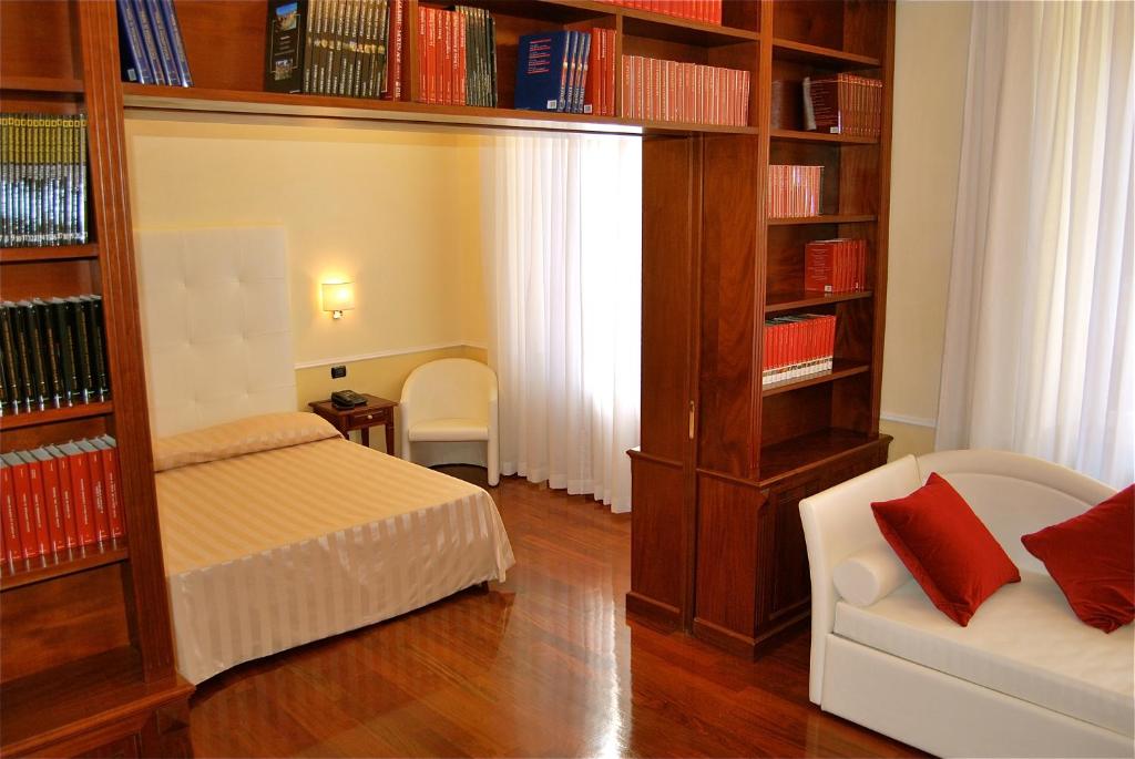 Ludovisi Luxury Rooms - main image