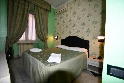 Hotel Ferrarese - image 1