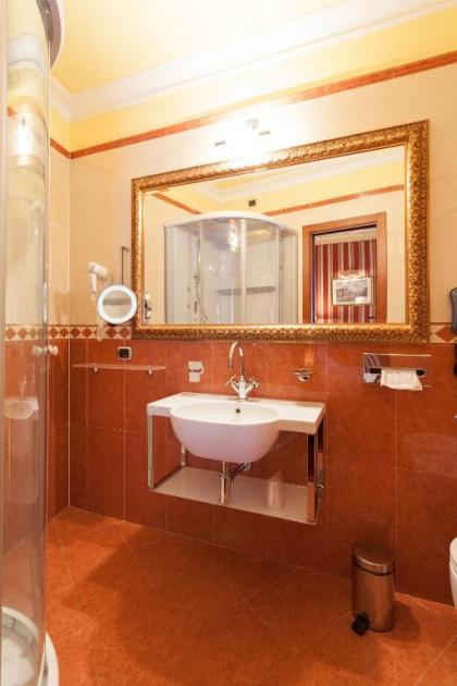 Hotel Manfredi Suite In Rome - image 12