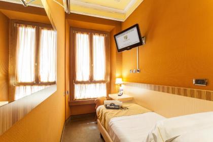 Hotel Manfredi Suite In Rome - image 19