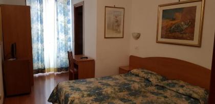 Hotel Tirreno - image 18