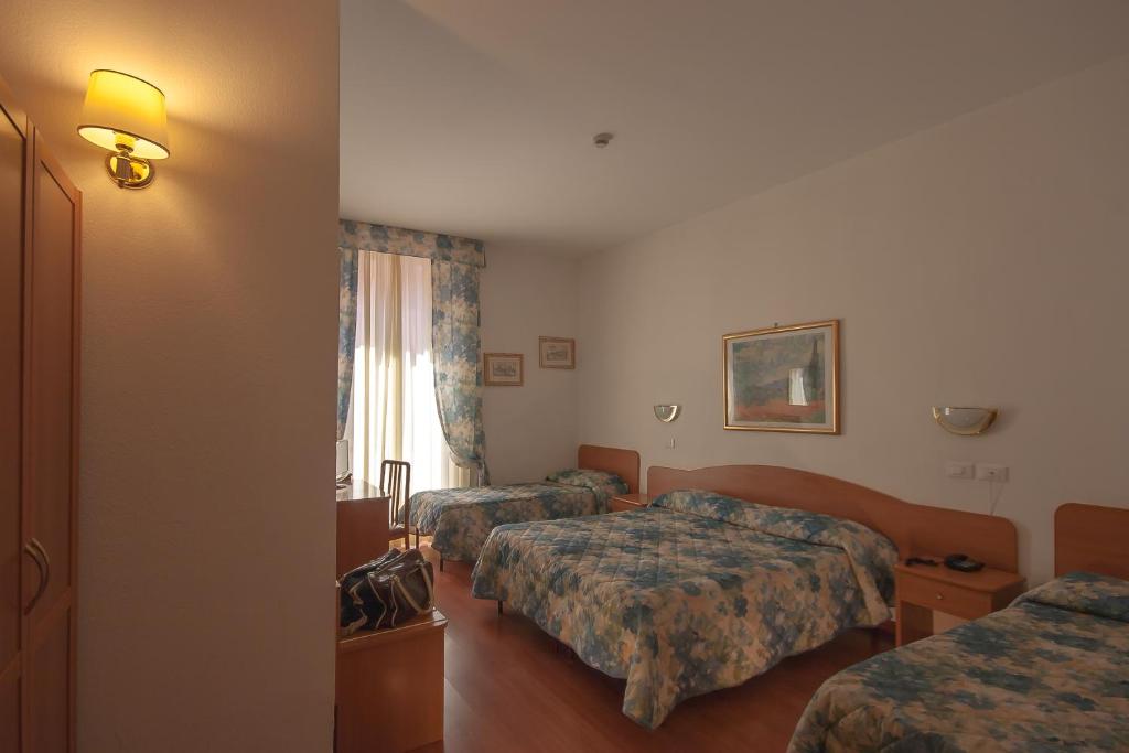 Hotel Tirreno - image 5