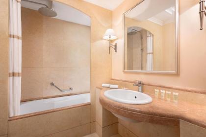 Courtyard by Marriott Rome Central Park - image 14