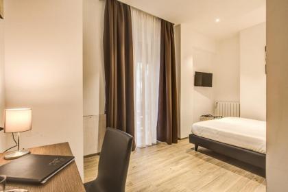 Rome Garden Hotel - image 18