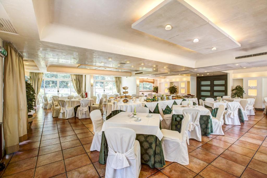 Appia Park Hotel - image 3