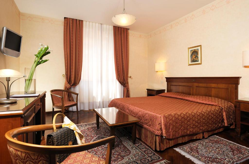 Torino Hotel - image 2