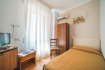 Hotel San Giusto - image 18