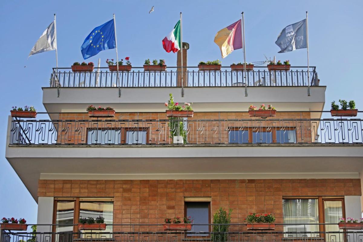 Hotel Ponte Milvio - image 3