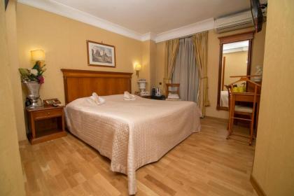 Luxury Rooms H 2000 Roma - image 12