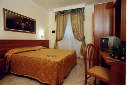 Hotel Magic - image 20