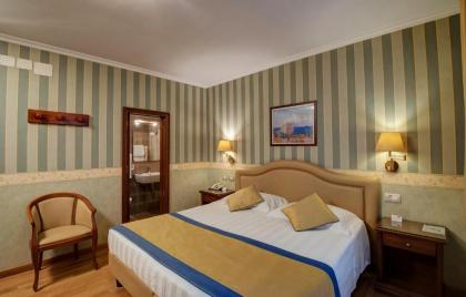 Hotel Piazza Di Spagna - image 19