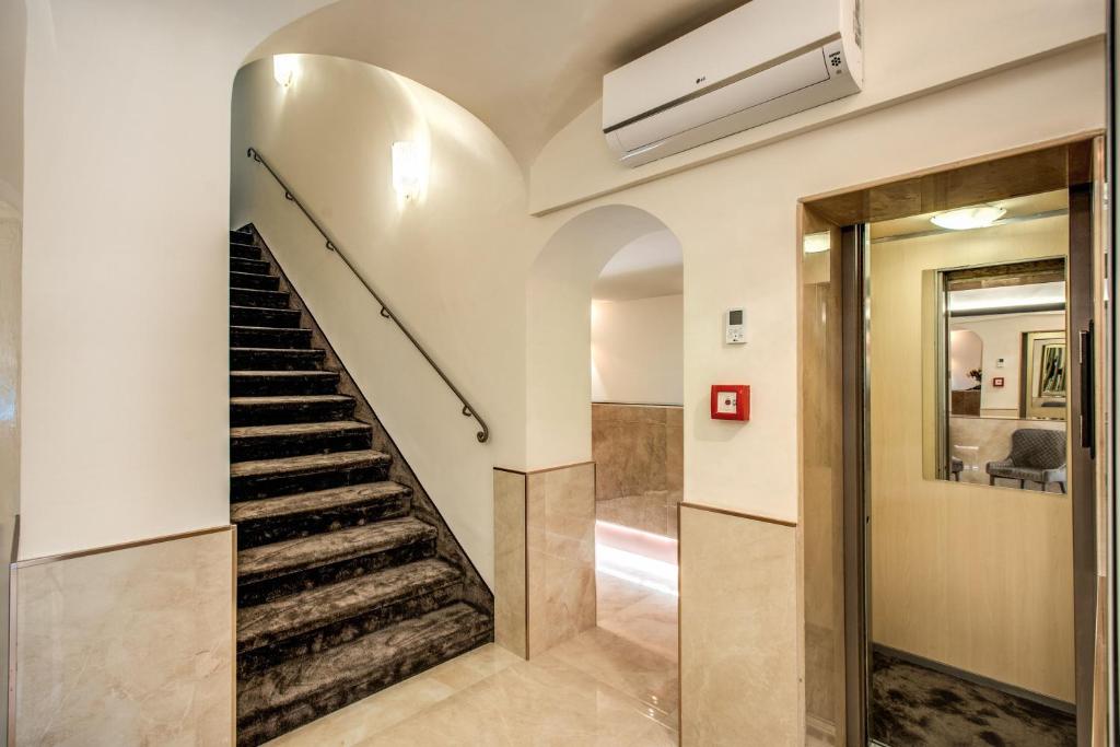 Hotel San Silvestro - image 5