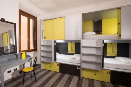 Free Hostels Roma - image 12