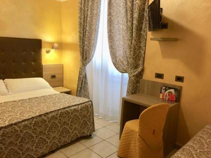 Hotel Assisi - image 18