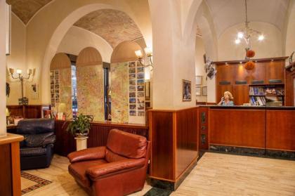 Hotel Assisi - image 9