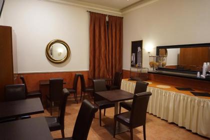 Hotel Everest Inn Rome - image 4