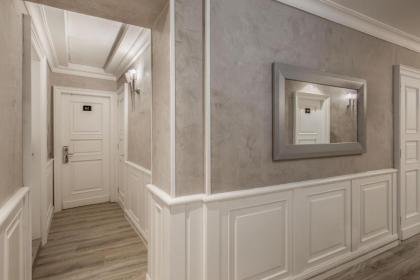 Suite Opera Rooms - image 10