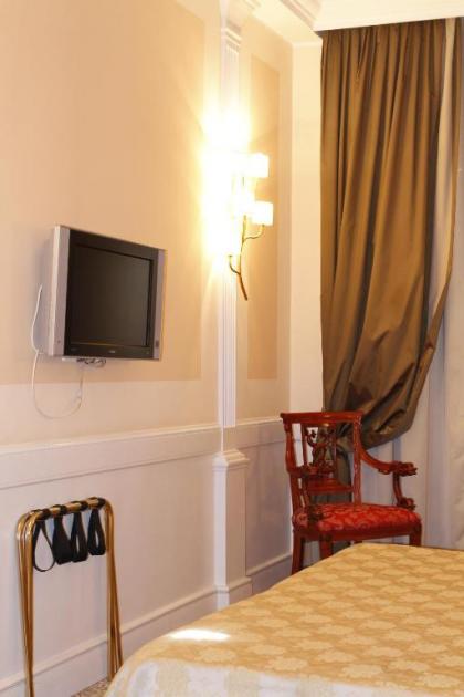 Boutique Hotel Trevi - image 15