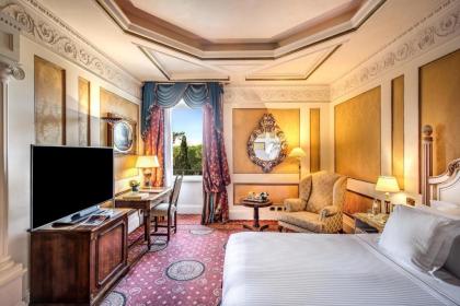 Hotel Splendide Royal - Small Luxury Hotels of the World - image 7