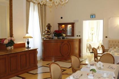 Hotel Villa Pinciana - image 7