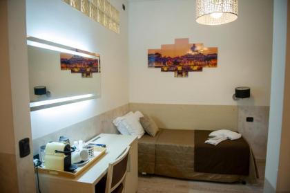 Cola Di Rienzo Suite Guest House - image 17