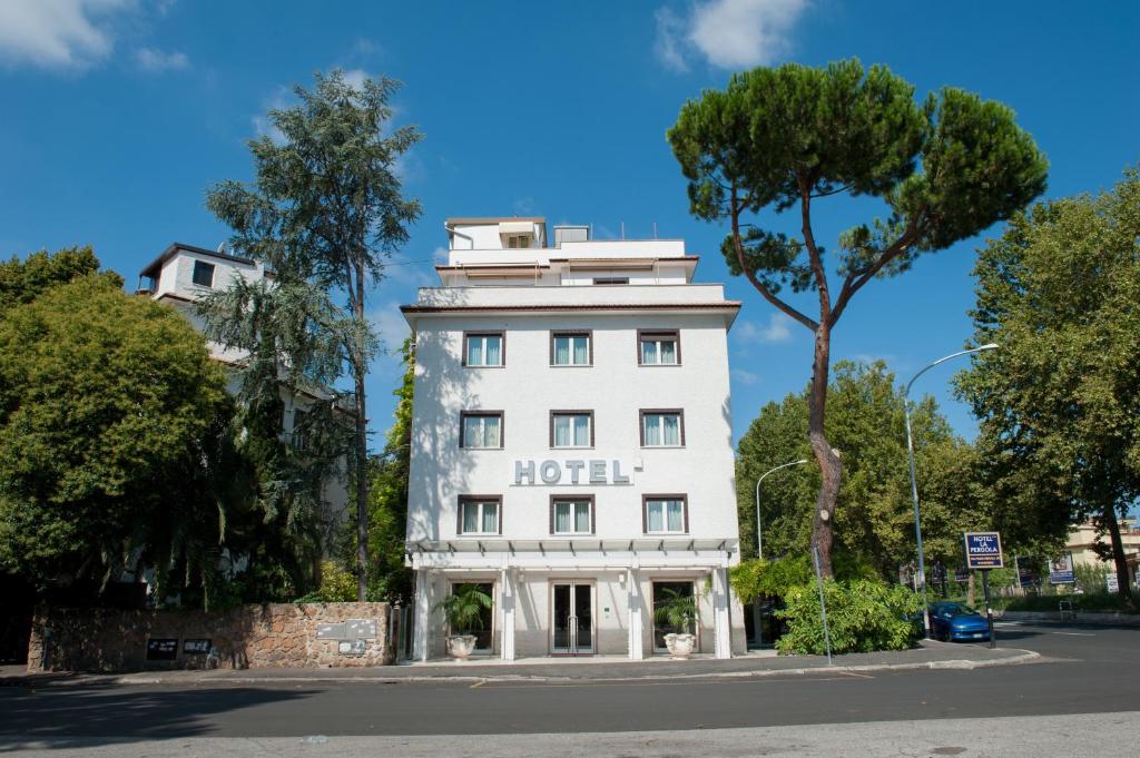 Hotel La Pergola - image 2