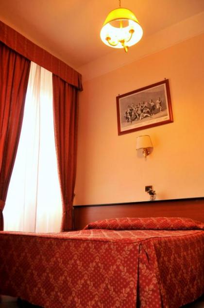 Hotel Giorgina - image 2