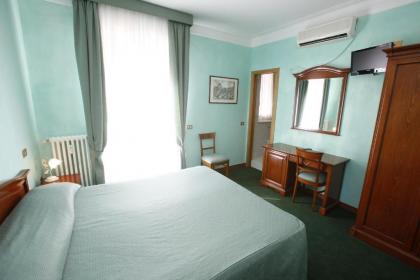 Hotel Adriatic - image 9