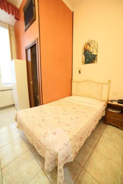 Hotel PRINCIPE AMEDEO - image 13