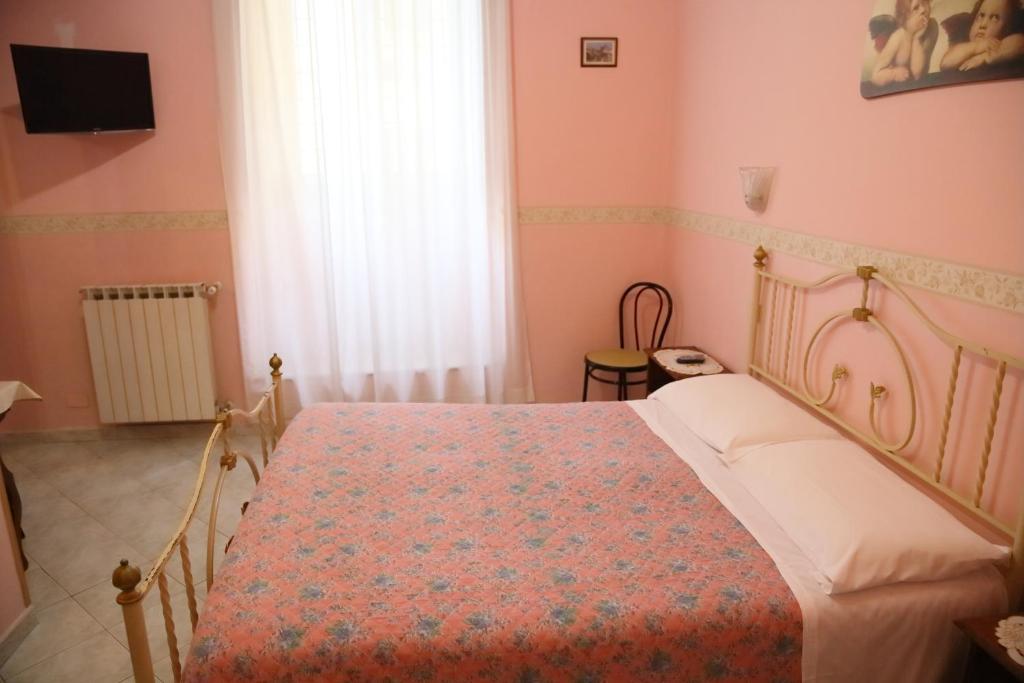 Hotel PRINCIPE AMEDEO - image 4