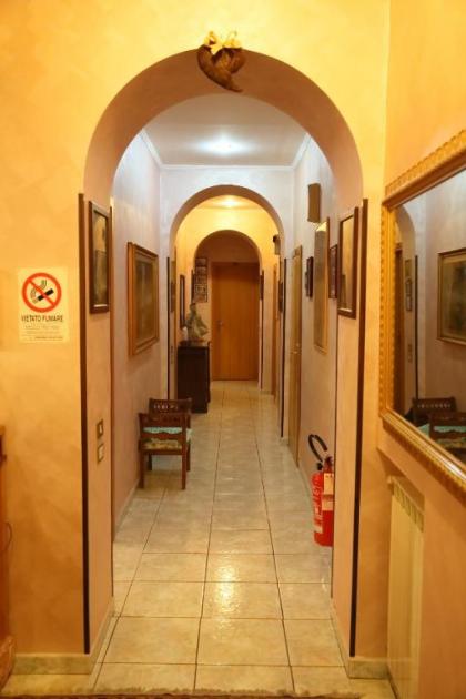 Hotel PRINCIPE AMEDEO - image 8