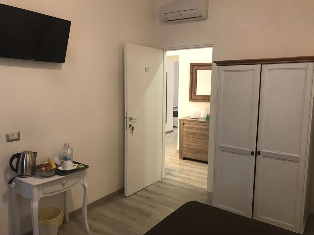 Angolo di Roma Guest house - image 6