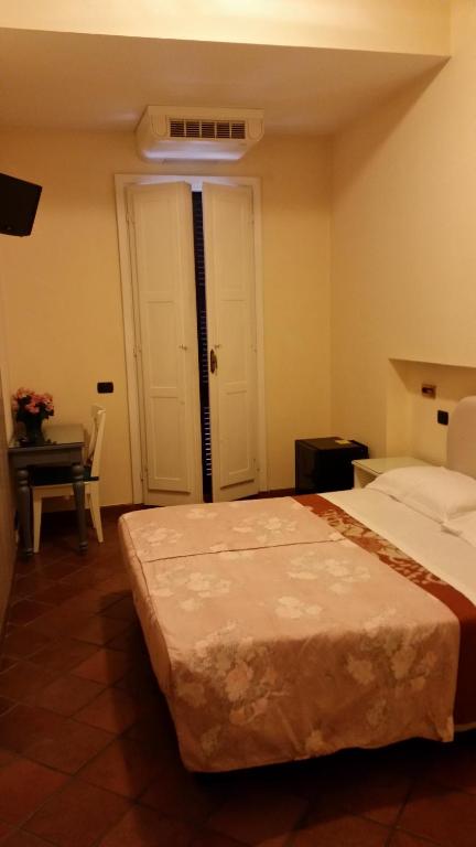 Hotel Croce Di Malta - image 6