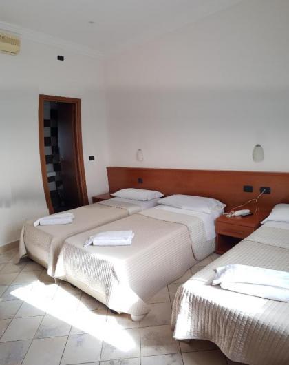 Hotel Ciao - image 13