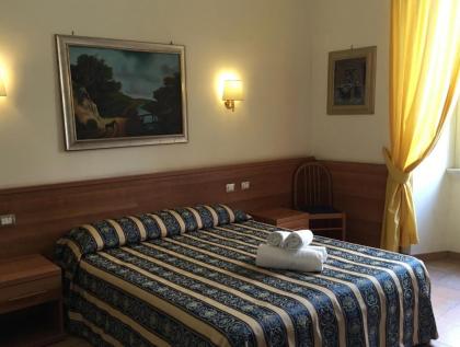 Hotel Bolognese - image 18