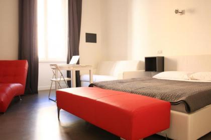 I LOVE ROMA Guest House - image 1