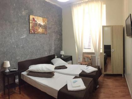 The Place In Rome Guest House - image 15