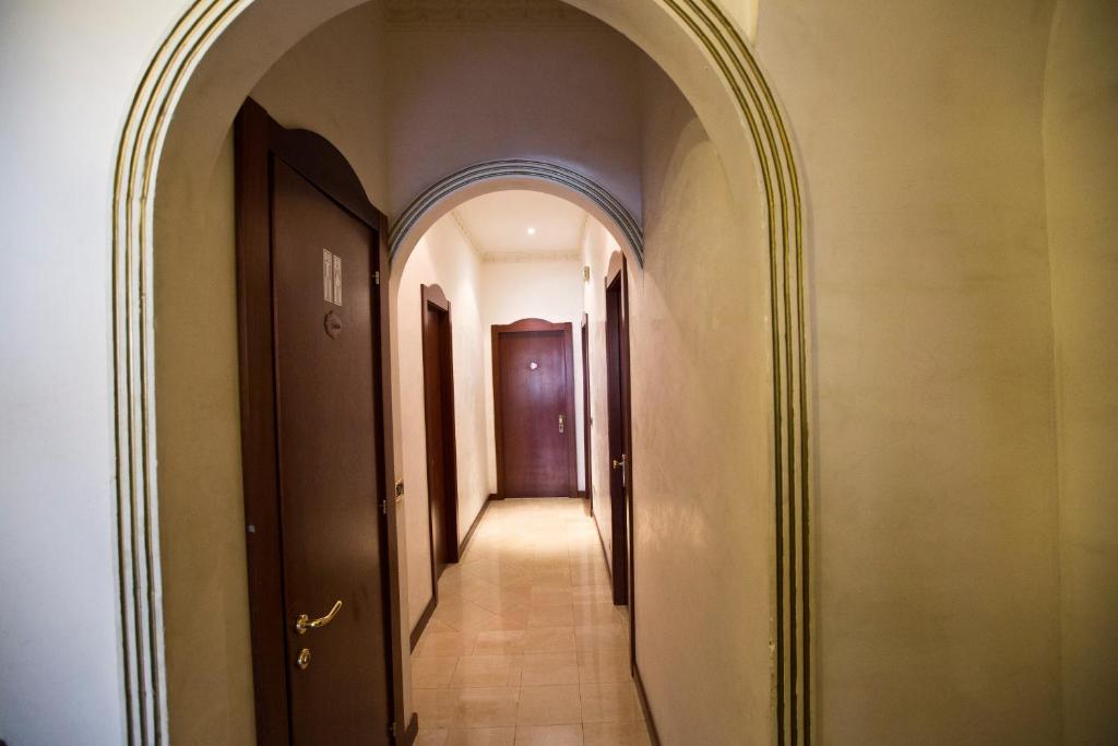 Hotel Lella - image 6