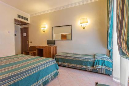 Raeli Hotel Floridia - image 13