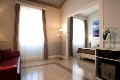 Daplace - La Mongolfiera Rooms in Navona - image 10