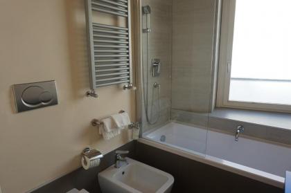 Trevi Palace Luxury Apartments - image 17