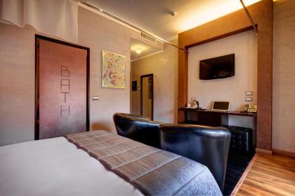 Dharma Luxury Hotel - image 2