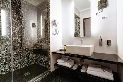 Dharma Luxury Hotel - image 5