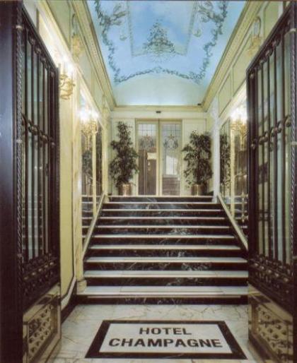 Hotel Champagne Palace - image 14