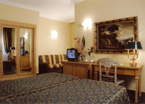 Hotel Champagne Palace - image 7