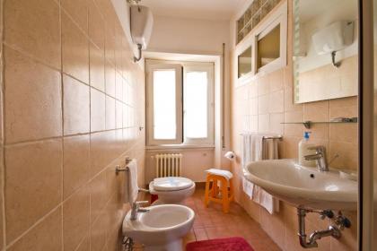 B&B Roma Appia Davila25 - image 17